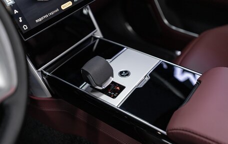 Land Rover Range Rover IV рестайлинг, 2025 год, 24 900 000 рублей, 18 фотография