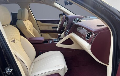 Bentley Bentayga I, 2025 год, 34 000 000 рублей, 23 фотография