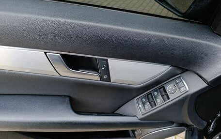 Mercedes-Benz C-Класс, 2009 год, 980 000 рублей, 13 фотография