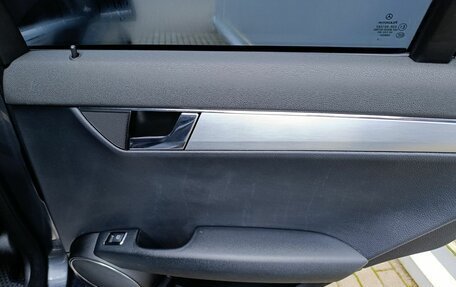 Mercedes-Benz C-Класс, 2009 год, 980 000 рублей, 19 фотография