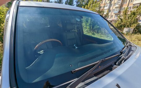 Toyota Land Cruiser Prado 120 рестайлинг, 2004 год, 1 870 000 рублей, 12 фотография