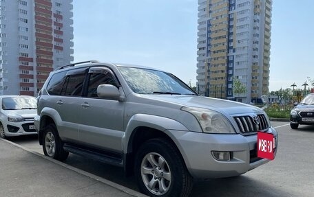 Toyota Land Cruiser Prado 120 рестайлинг, 2004 год, 1 870 000 рублей, 3 фотография