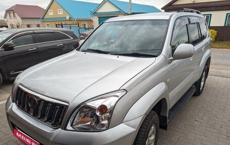 Toyota Land Cruiser Prado 120 рестайлинг, 2004 год, 1 870 000 рублей, 2 фотография