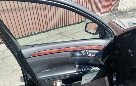 Mercedes-Benz S-Класс, 2005 год, 900 000 рублей, 4 фотография