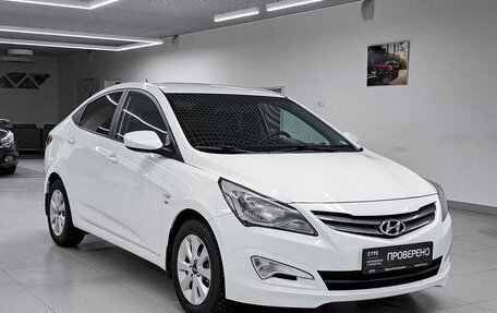 Hyundai Solaris II рестайлинг, 2016 год, 1 083 000 рублей, 3 фотография