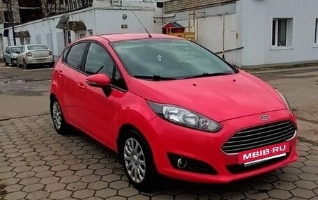 Ford Fiesta, 2015 год, 840 000 рублей, 2 фотография