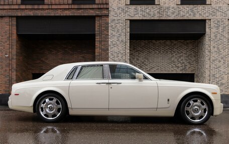 Rolls-Royce Phantom VII рестайлинг, 2007 год, 23 000 000 рублей, 3 фотография