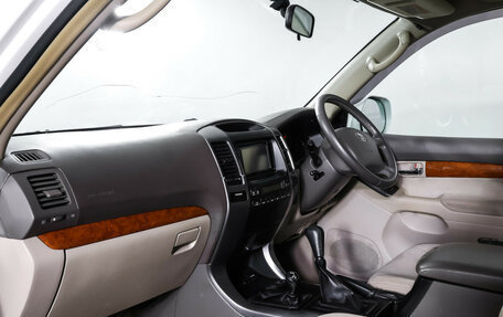 Toyota Land Cruiser Prado 120 рестайлинг, 2004 год, 1 275 000 рублей, 11 фотография