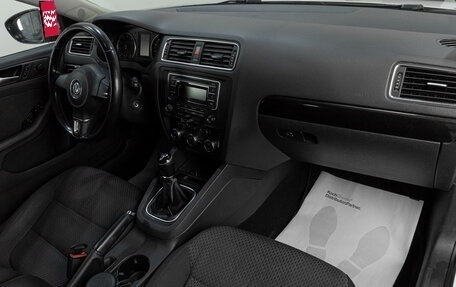 Volkswagen Jetta VI, 2013 год, 1 049 000 рублей, 15 фотография