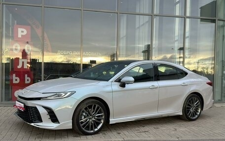 Toyota Camry, 2025 год, 4 890 000 рублей, 1 фотография