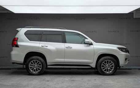 Toyota Land Cruiser Prado 150 рестайлинг 2, 2019 год, 4 595 000 рублей, 5 фотография