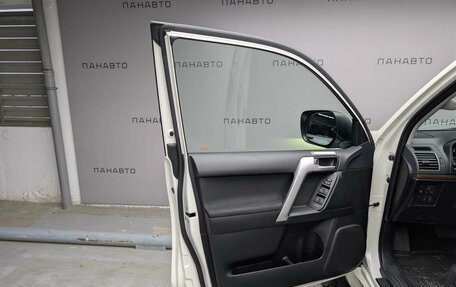 Toyota Land Cruiser Prado 150 рестайлинг 2, 2019 год, 4 595 000 рублей, 8 фотография