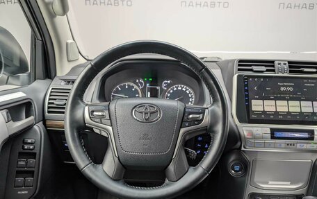 Toyota Land Cruiser Prado 150 рестайлинг 2, 2019 год, 4 595 000 рублей, 15 фотография
