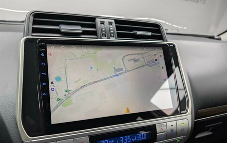 Toyota Land Cruiser Prado 150 рестайлинг 2, 2019 год, 4 595 000 рублей, 21 фотография