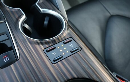 Toyota Camry, 2019 год, 2 980 000 рублей, 20 фотография