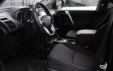 Toyota Land Cruiser Prado 150 рестайлинг 2, 2015 год, 3 490 000 рублей, 6 фотография