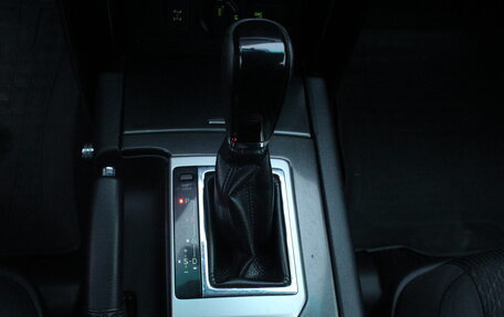 Toyota Land Cruiser Prado 150 рестайлинг 2, 2015 год, 3 490 000 рублей, 17 фотография