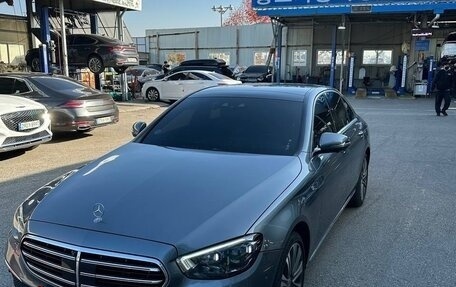 Mercedes-Benz E-Класс, 2021 год, 4 100 000 рублей, 3 фотография