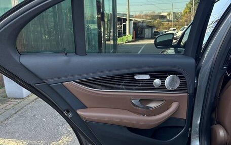 Mercedes-Benz E-Класс, 2021 год, 4 100 000 рублей, 21 фотография