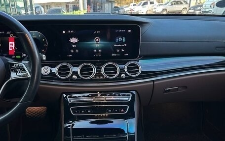 Mercedes-Benz E-Класс, 2021 год, 4 100 000 рублей, 17 фотография