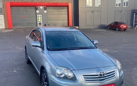 Toyota Avensis III рестайлинг, 2007 год, 700 000 рублей, 2 фотография
