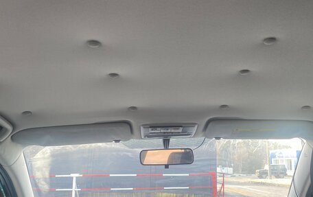 Toyota Avensis III рестайлинг, 2007 год, 700 000 рублей, 23 фотография