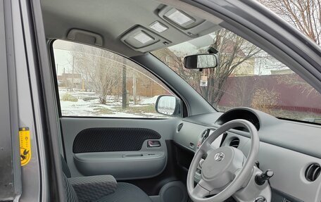 Toyota Sienta I, 2010 год, 910 000 рублей, 4 фотография