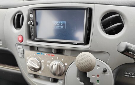 Toyota Sienta I, 2010 год, 910 000 рублей, 8 фотография