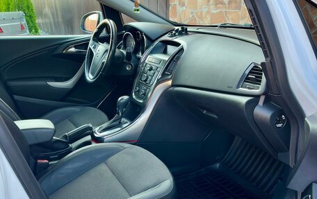 Opel Astra J, 2012 год, 1 300 000 рублей, 7 фотография