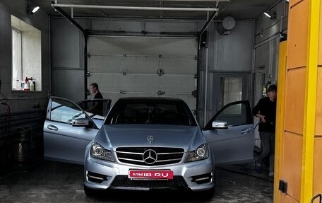 Mercedes-Benz C-Класс, 2012 год, 1 200 000 рублей, 5 фотография
