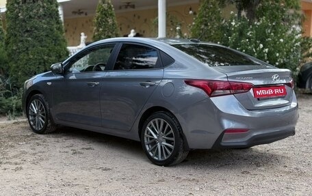 Hyundai Solaris II рестайлинг, 2017 год, 1 270 000 рублей, 7 фотография