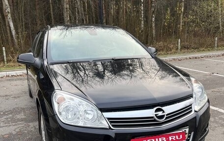 Opel Astra H, 2011 год, 1 000 000 рублей, 2 фотография