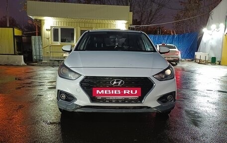 Hyundai Solaris II рестайлинг, 2019 год, 850 000 рублей, 5 фотография