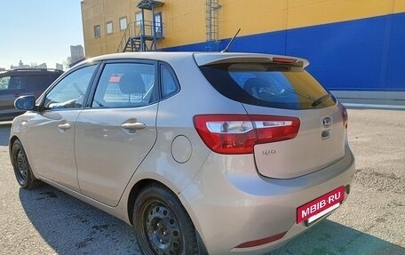 KIA Rio III рестайлинг, 2013 год, 720 000 рублей, 3 фотография