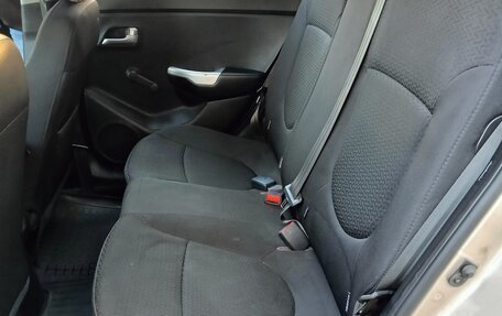 KIA Rio III рестайлинг, 2013 год, 720 000 рублей, 15 фотография