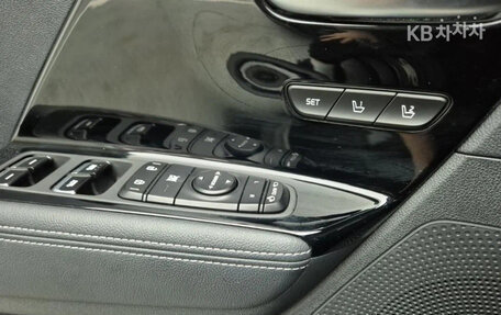 KIA Niro I, 2021 год, 2 000 000 рублей, 16 фотография