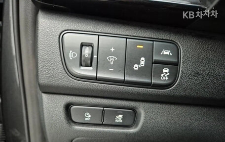 KIA Niro I, 2021 год, 2 000 000 рублей, 17 фотография