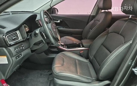 KIA Niro I, 2021 год, 2 000 000 рублей, 9 фотография