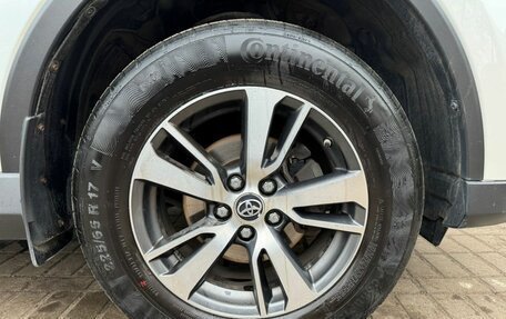 Toyota RAV4, 2018 год, 2 500 000 рублей, 14 фотография