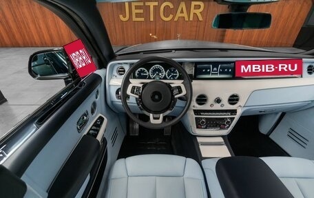 Rolls-Royce Phantom VIII, 2022 год, 77 000 000 рублей, 17 фотография