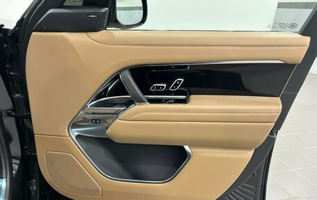 Land Rover Range Rover IV рестайлинг, 2023 год, 21 500 000 рублей, 33 фотография