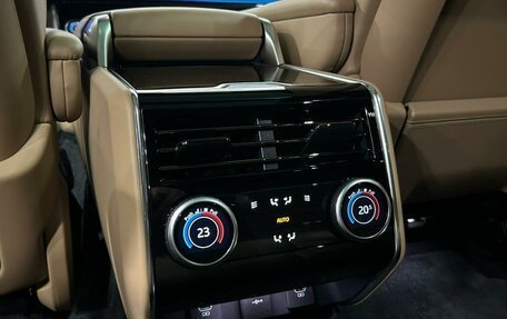 Land Rover Range Rover IV рестайлинг, 2023 год, 21 500 000 рублей, 25 фотография