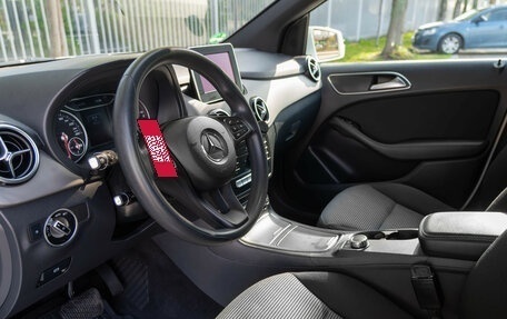 Mercedes-Benz B-Класс, 2014 год, 1 800 000 рублей, 21 фотография