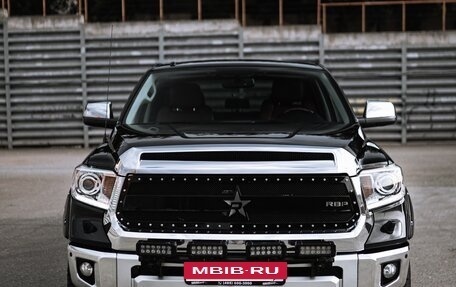 Toyota Tundra II, 2014 год, 4 500 000 рублей, 2 фотография