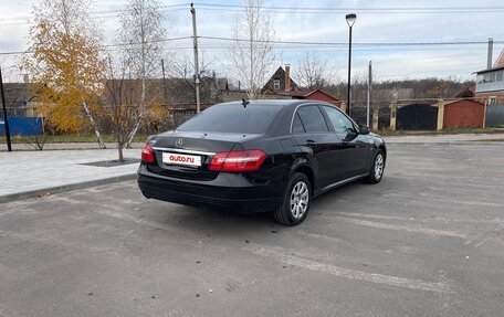 Mercedes-Benz E-Класс, 2011 год, 1 690 000 рублей, 3 фотография