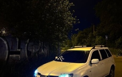 Mitsubishi Outlander III рестайлинг 3, 2002 год, 450 000 рублей, 1 фотография