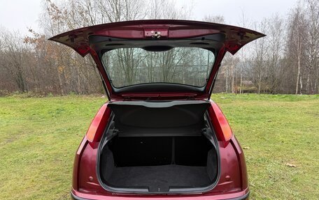 Ford Focus IV, 2005 год, 310 000 рублей, 27 фотография