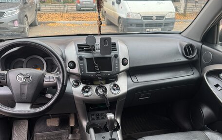 Toyota RAV4, 2010 год, 1 600 000 рублей, 13 фотография