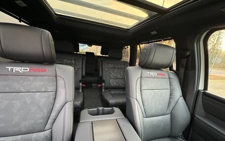 Toyota Sequoia, 2024 год, 9 850 000 рублей, 15 фотография