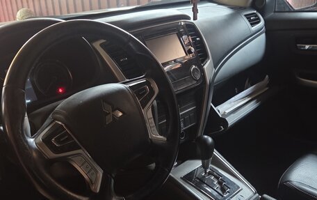 Mitsubishi L200 IV рестайлинг, 2022 год, 3 600 000 рублей, 3 фотография